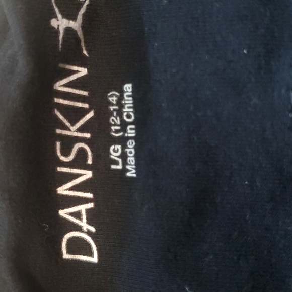 Danskin capri leggings. Size 12-14. Worn once. - Picture 3 of 5